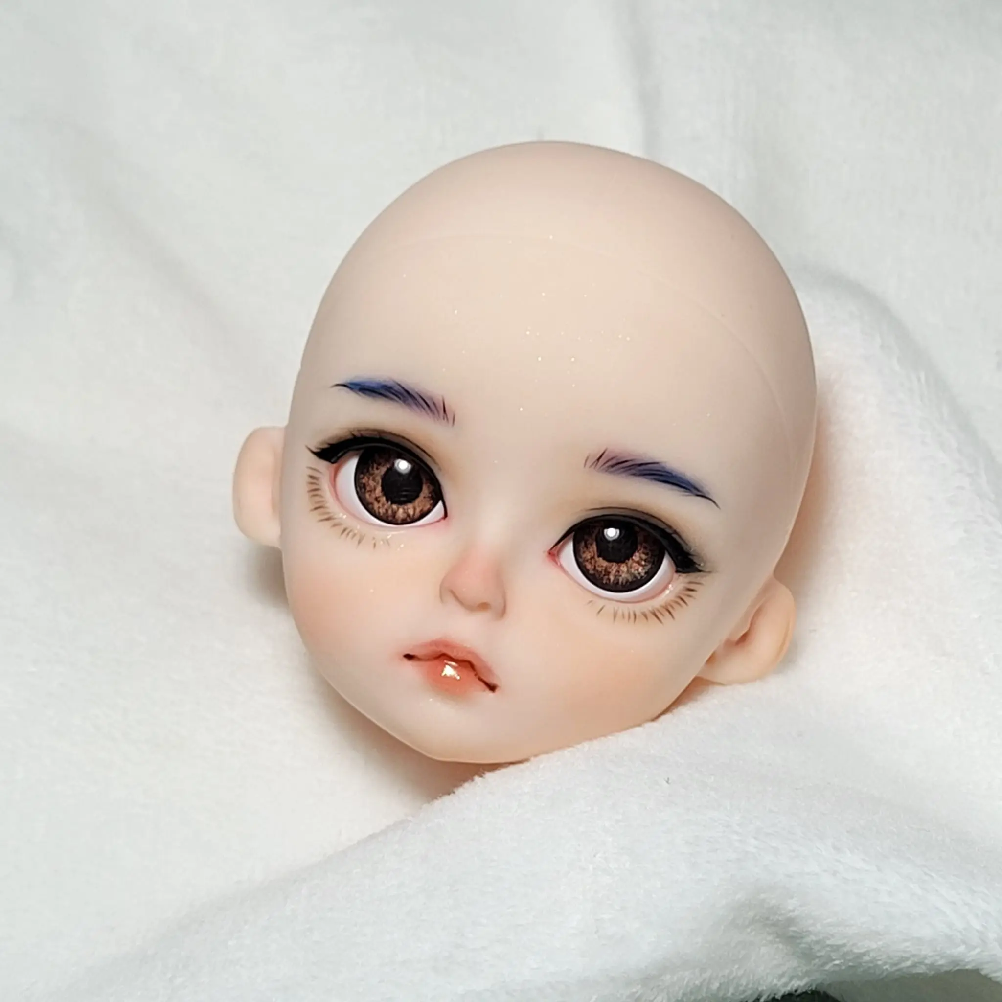 Hero photo 2 of FACEUP DOLL